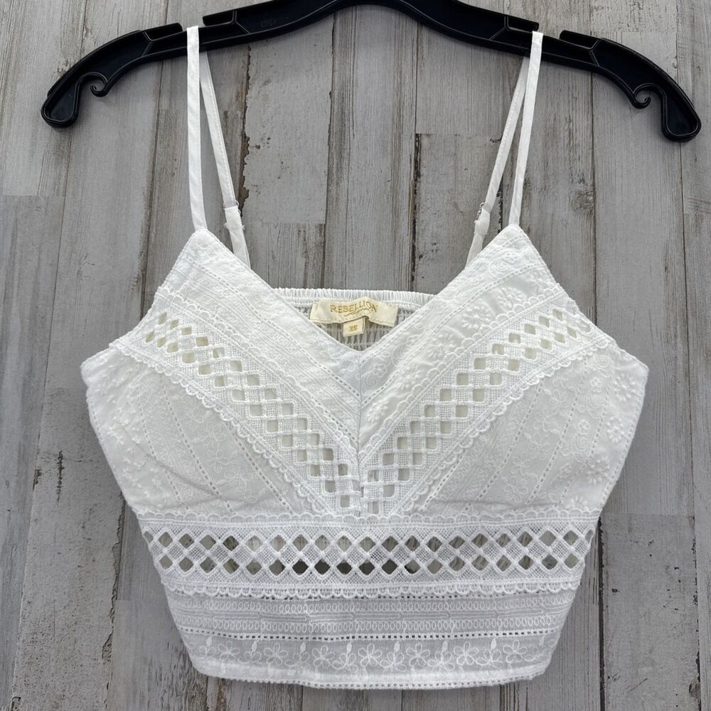 Rebellion White Lace Eyelet Crochet Cropped Tank Adjustable Straps V-Neck Sz XS